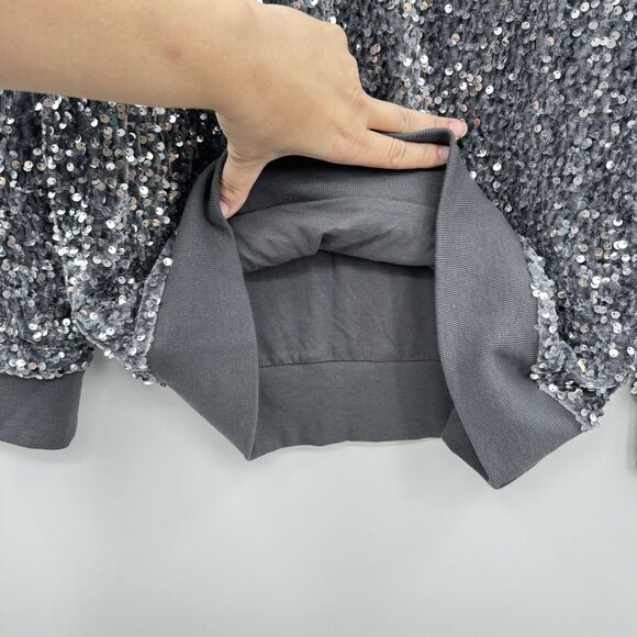 Shiraleah Allover Sequin Sweatshirt Size M Gray Silver Holiday Shimmer Sparkle - Picture 7 of 10